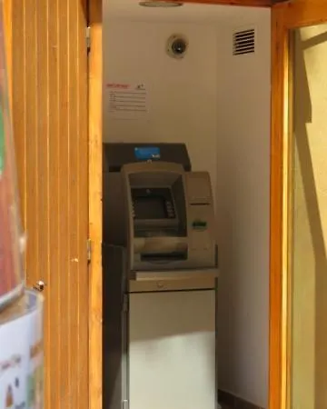 אוהל מפואר Europe Tents בגור